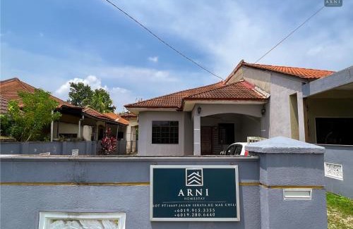 Kampung Jaya Casa | Arni Homestay - Mak Chili