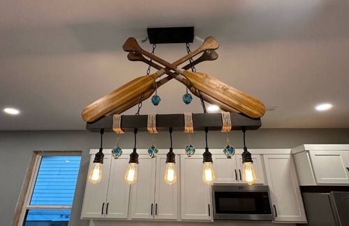 Arnolds Park Casa | ArnoldsPkHouses:Firepits,FamFriendly,Sleep16