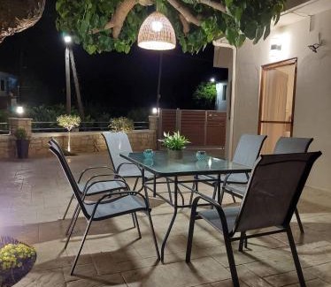 Asteri Casa | Aromatokipos House