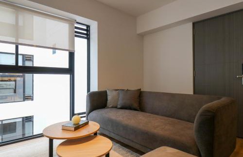 San Isidro Centro Financiero Apartamento | Arona 110 by Wynwood House