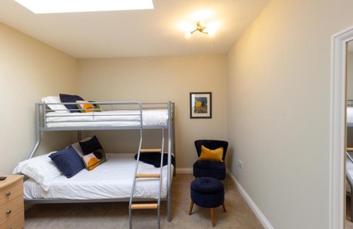 Ayr Apartamento | Arran View Apartment at Heads of Ayr