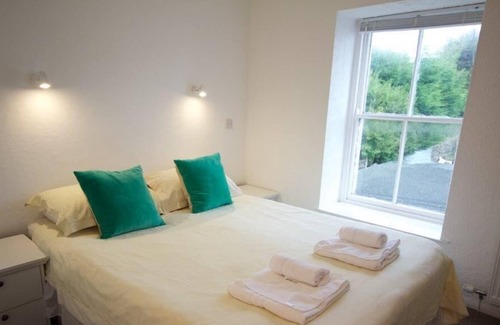 Douglas Casa | Arrandale House