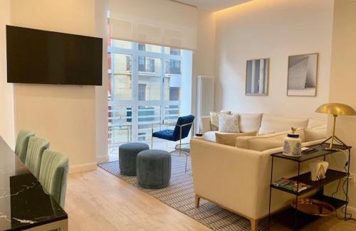 San Sebastian Centro Apartamento | ARRASATE SUITE Stylish, Super Central and New.