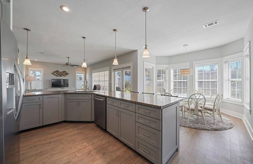 Gulf Pines Casa | Array of Sunshine - Vacation Home Near the Beach with Private Pool