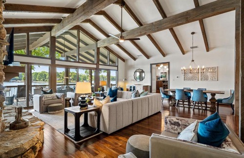 Barium Springs Casa | Array of Views