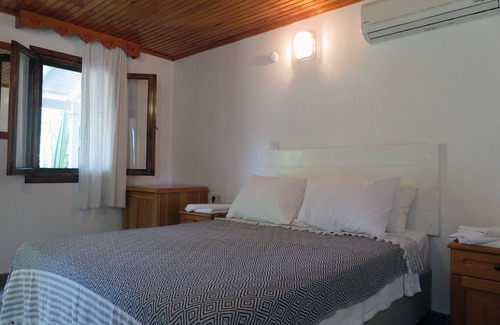 Gumusluk Casa | Arriba Apart Bungalow Restaurant