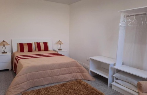 Ponta Delgada Casa | Arrivillage