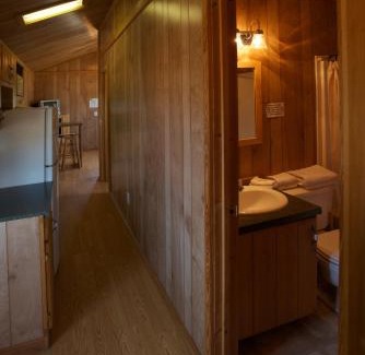 Marquette County Complejo | Arrowhead Camping Resort Deluxe Cabin 14