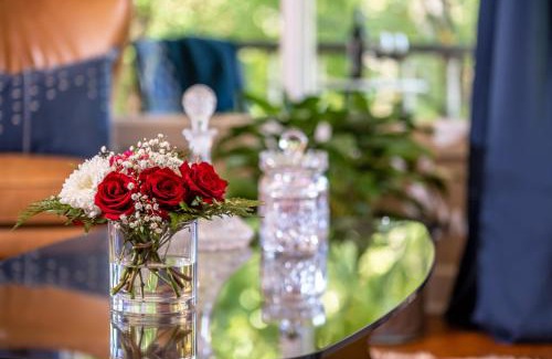 Eureka Springs Historic District Cama Y Desayuno | Arsenic and Old Lace Bed & Breakfast Inn
