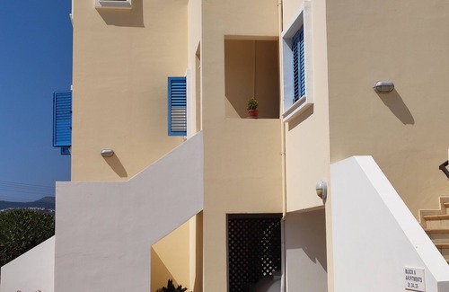Polis Apartamento | "Nido" junto al mar: apartamento de vacaciones amorosamente + muy bien amueblado