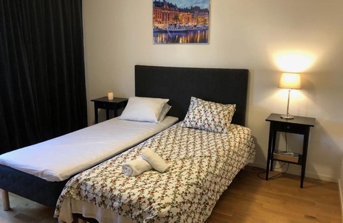 Arstaskog Apartamento | Arsta Stockholm Apartment 342