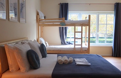Carcavelos Cama Y Desayuno | Art 4 You Carcavelos Suites