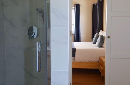 Carcavelos Cama Y Desayuno | Art 4 You Carcavelos Suites