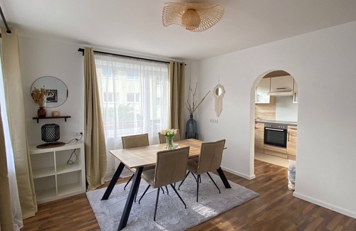 Brixlegg Apartamento | ART-Apartment's Tirol - with balcony-kitchen-parking space