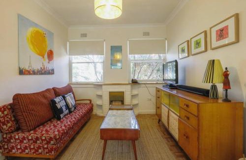 Maroubra Apartamento | Art Deco at Marouba Beach - Soak up the Sand & Surf