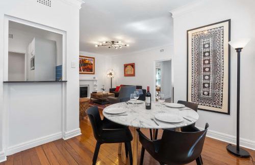 Bellevue Hill Apartamento | Art-Deco Gem in Midlothian Opposite Beach
