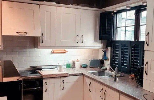Tallaght Casa | Art Deco House Dublin Close to City Centre
