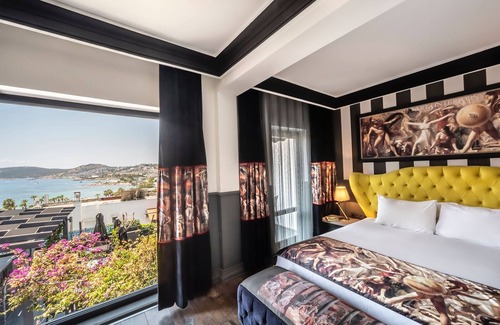 Bodrum City Center Hotel | Art & Interiors