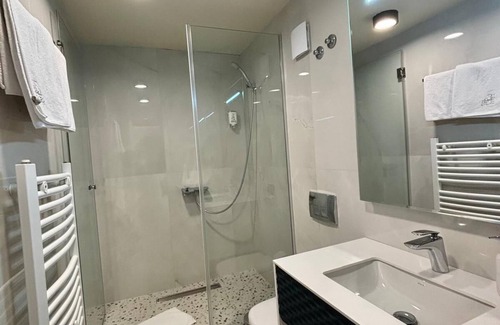 City Center Hotel | Art Loft Hotel