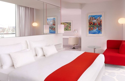 Altstadt-Sued Hotel | art'otel Cologne powered by Radisson Hotels