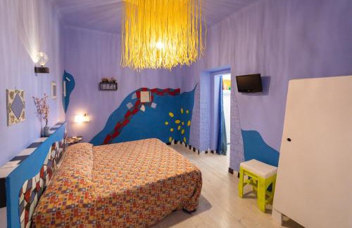 Coreggia Cama Y Desayuno | Art Rooms Joyful People