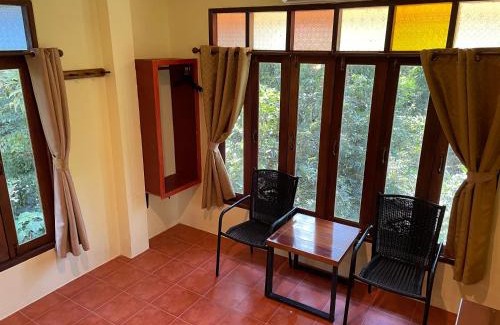 Khlong Sok Complejo | Art's Riverview Lodge