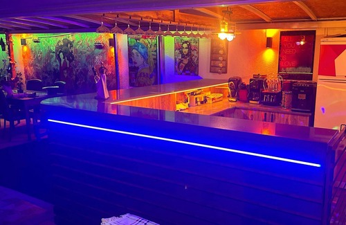 Kadriye Villa | Art villa- welcoming 6-bedroom all with 7 bathroom with bar WiFi in Kadriye