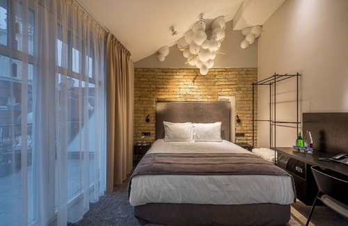Old Town Hotel | Artagonist Art Hotel