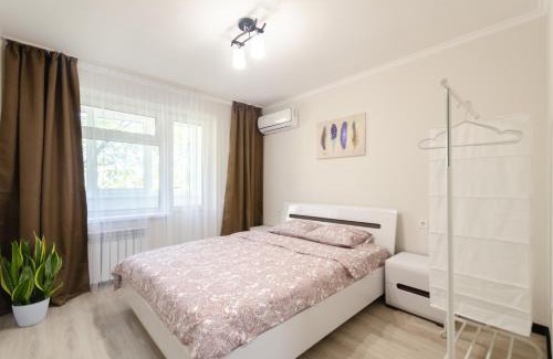 Obolon' Apartamento | ARTAL Apartment on Obolonskaya Square 1