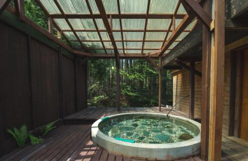 Ponto Casa | Artemina Kussharoko Log Terrace