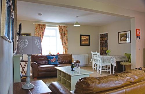 Carsethorn Casa | Arthur's Cottage