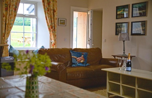Carsethorn Casa | Arthur's Cottage