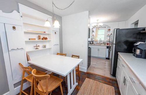 Spruce Pine Casa | Artisan Gem - 2 BR / 1 Bath