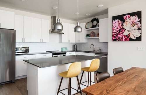 Livingston Condominio | Artist Inspired Loft at Yellowstone Bend.