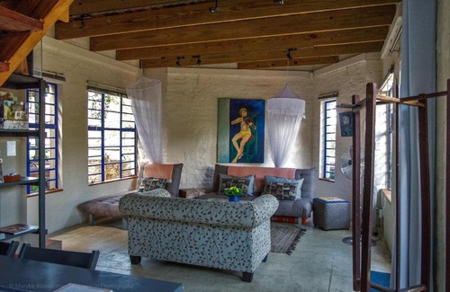 Nelspruit Casa | Artist's Attic