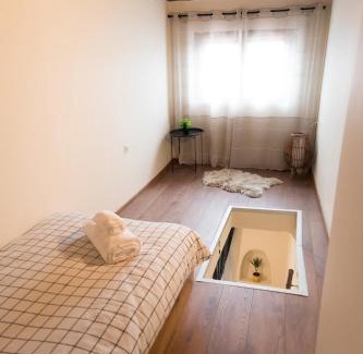 Oborishte Apartamento | Artistic and cozy apartment in the center of Sofia