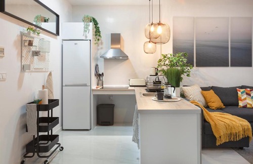 Mestalla Apartamento | Artistic Digital Retreat-Great Location Near Metro