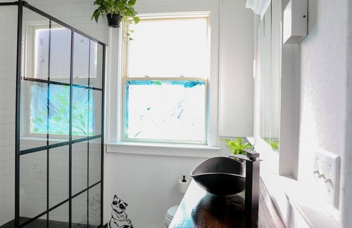 Hickory Casa | Artistic Home near a park, baseball stadium & Airport!