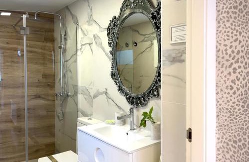 Ruzafa Casa | Artistic Loft, Full Of Light - City Center Ruzafa