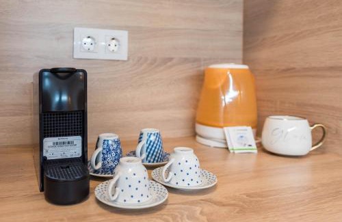 Saints Constantine and Helena Apartamento | Artistic space in Azur Premium