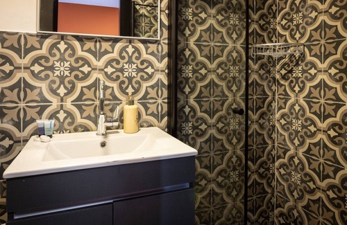 Haifa Apartamento | Artistic Vibes Orange Studio by Sea N' Rent