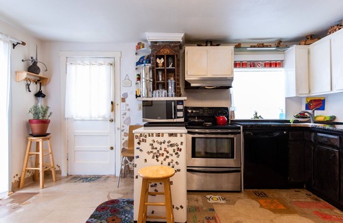 Irish Hill Casa | ArTisTs CoTTaGe - ¡Un santuario en el centro de la ciudad!