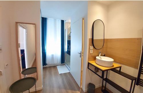 Roanne Apartamento | ArtKlein * T1 tout confort - Fibre -Halles Diderot