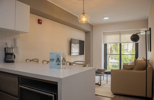 Barrios Altos Apartamento | Artline 303A by Wynwood House
