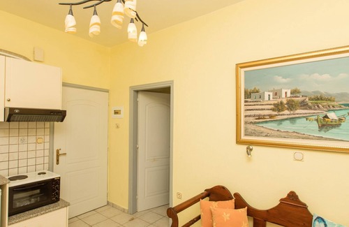 Filaki Casa | Artos Residence - private pool [May-October], garden, free parking