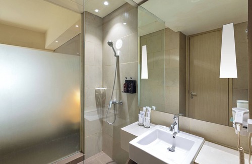 Gambir Hotel | Artotel Harmoni Jakarta
