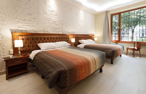 La Mariscal Cama Y Desayuno | ArtPlaza
