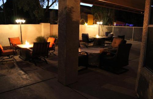 Paradise Valley Village Casa | Arts, Fenced Private Pool, Fire World