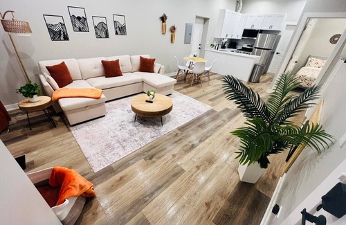 West Town Condominio | Artsy Chicago - 1BR/1BATH