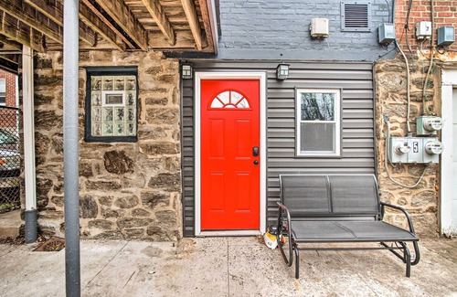 Germantown Apartamento | Artsy Philadelphia Studio ~ 7 Mi to Downtown!